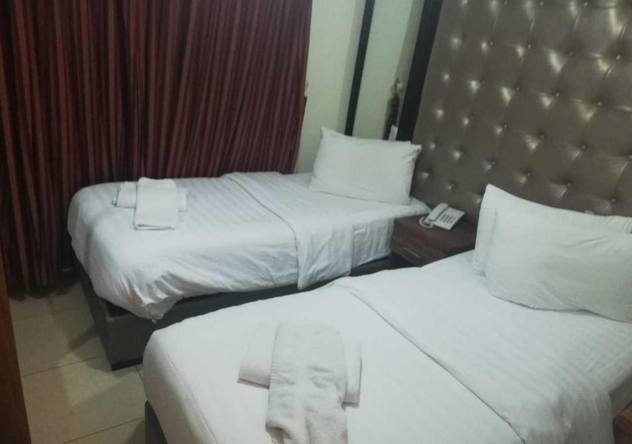 עמאן Shami Plaza Hotel מראה חיצוני תמונה